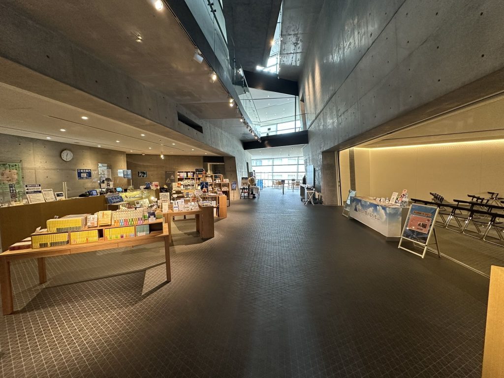 坂の上の雲ミュージアム写真