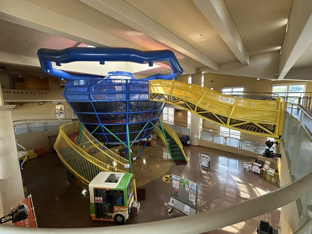 えひめこどもの城