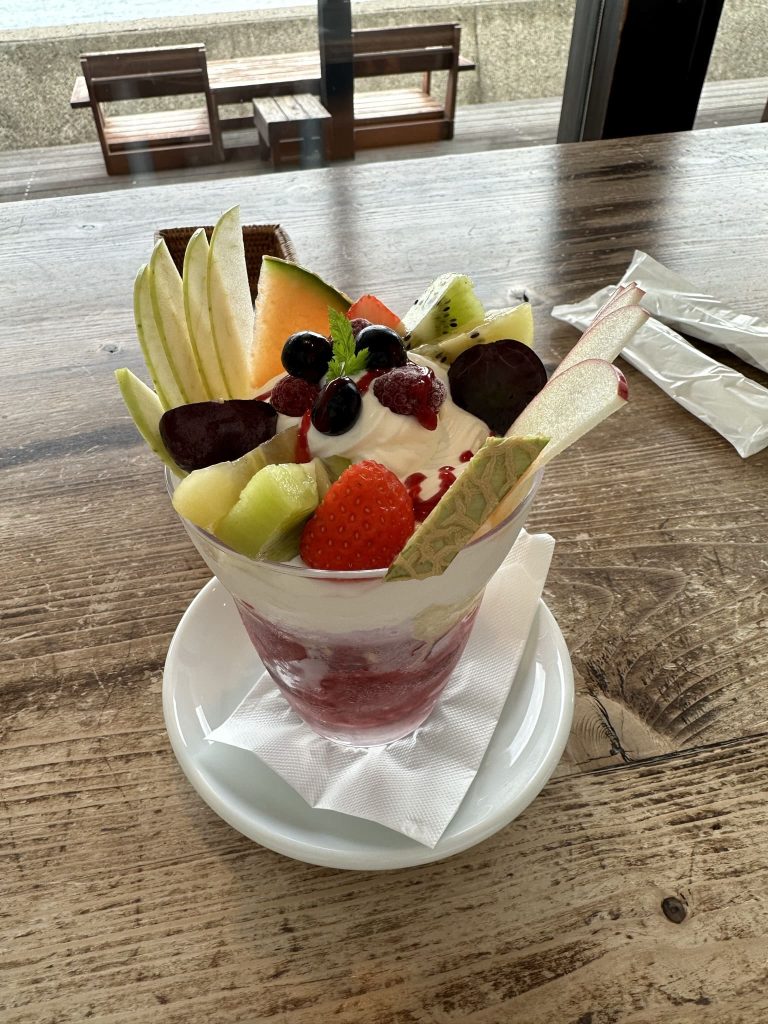 しまなみ海道カフェのパフェ