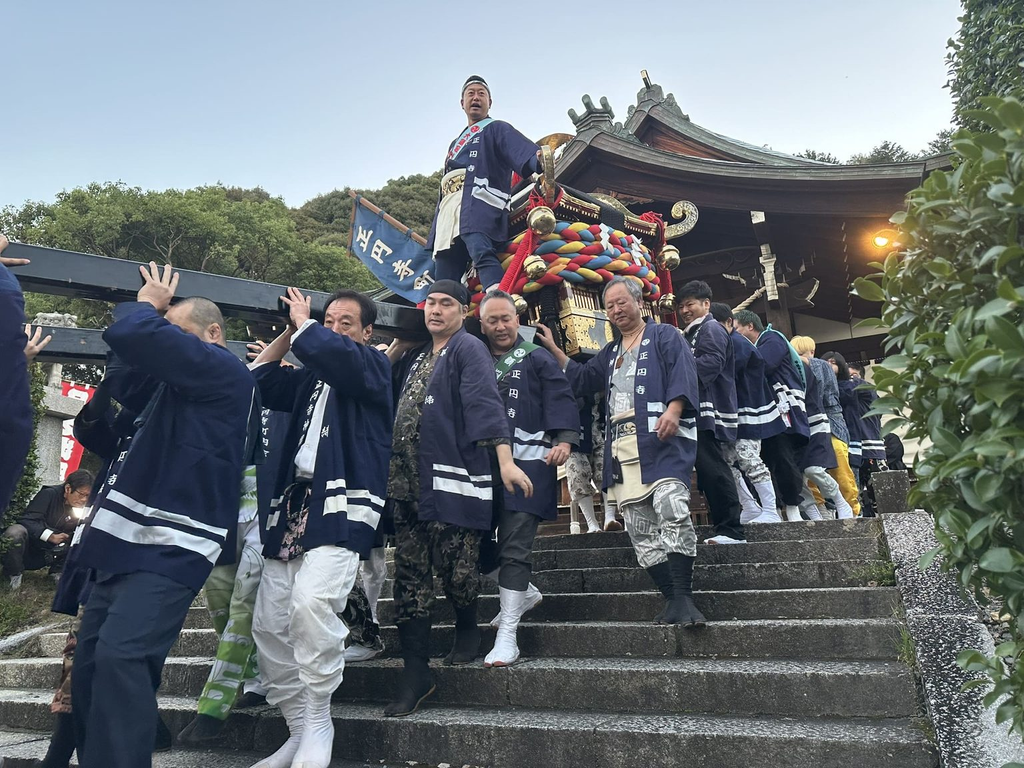 桑原八幡神社例大祭 宮出し