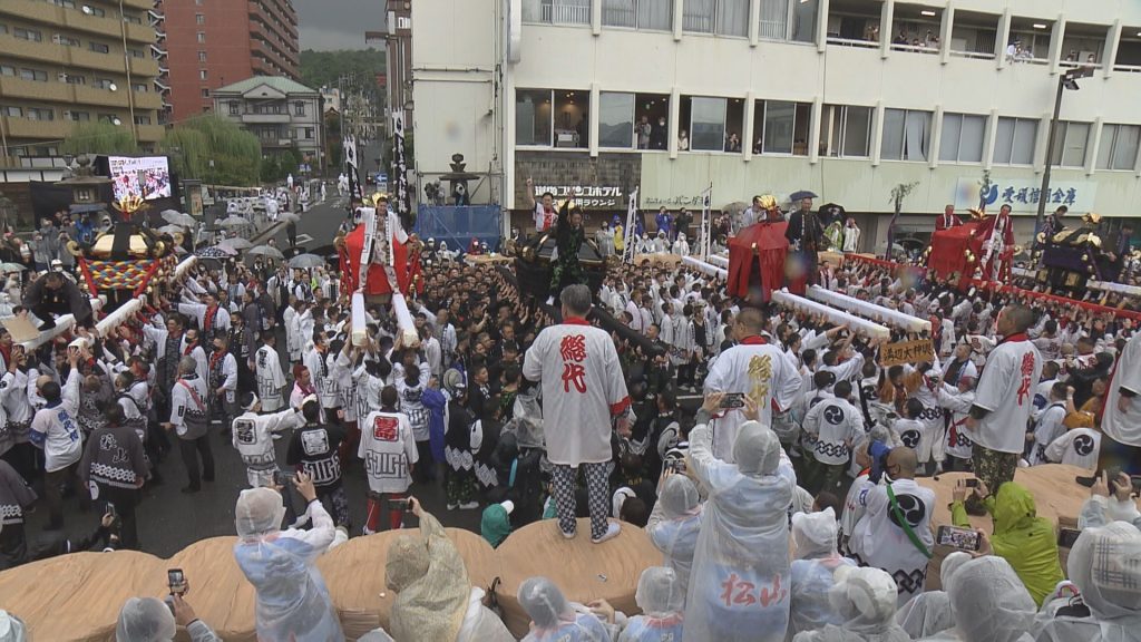 道後温泉前鉢合わせ