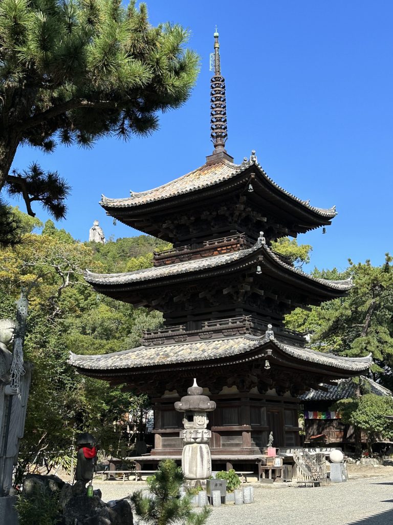 石手寺三重塔