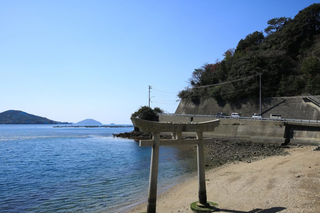 舌間厳島神社 海の鳥居