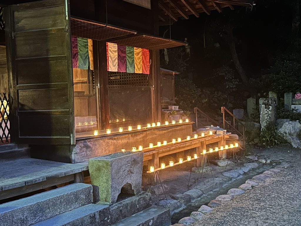大施餓鬼会の万灯会2