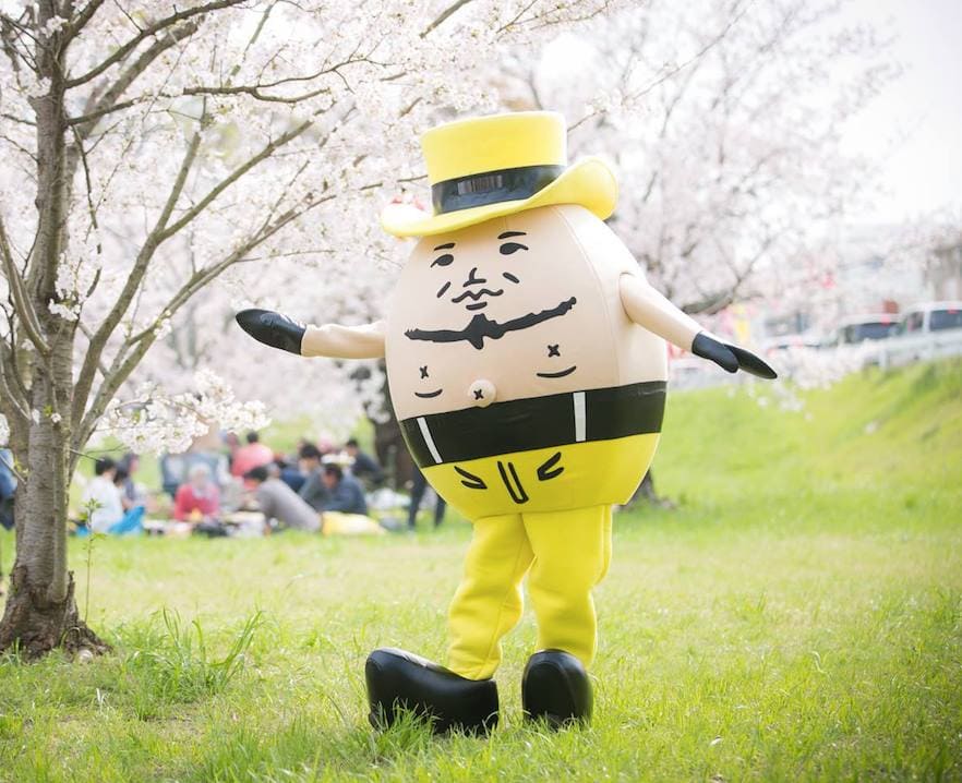 エーモンド14世　えひめ県民祭のイメージキャラクター