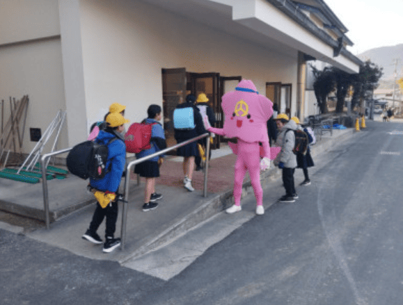 うーちゃん　内子町立内子小学校マスコットキャラクター
