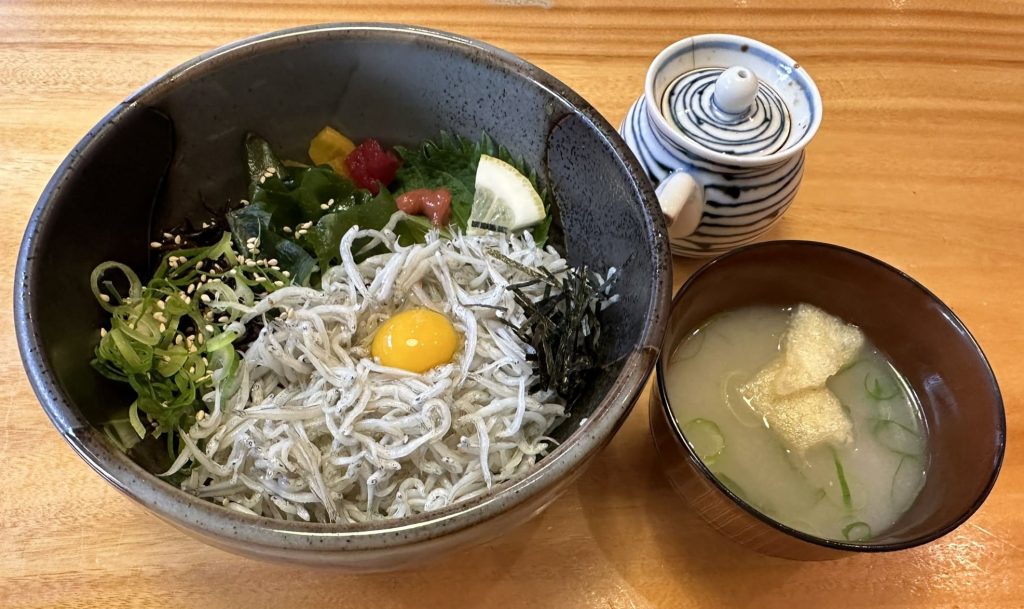 しらす丼