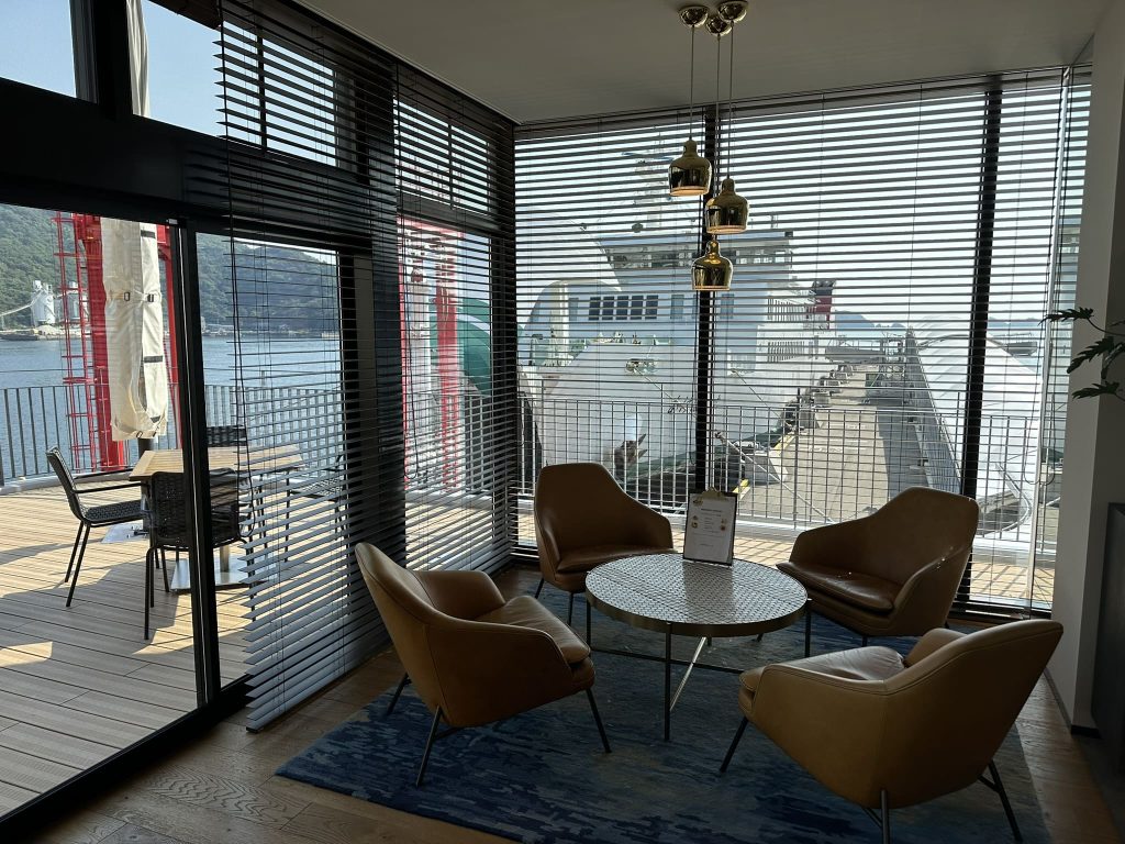 CAFÉ LE PETIT PONT （プチポン）