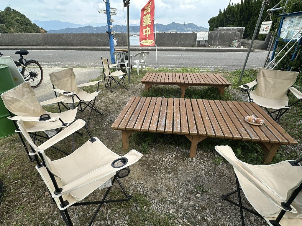 ごごにゃんファーム&CAFE NAWANAWA(興居島)