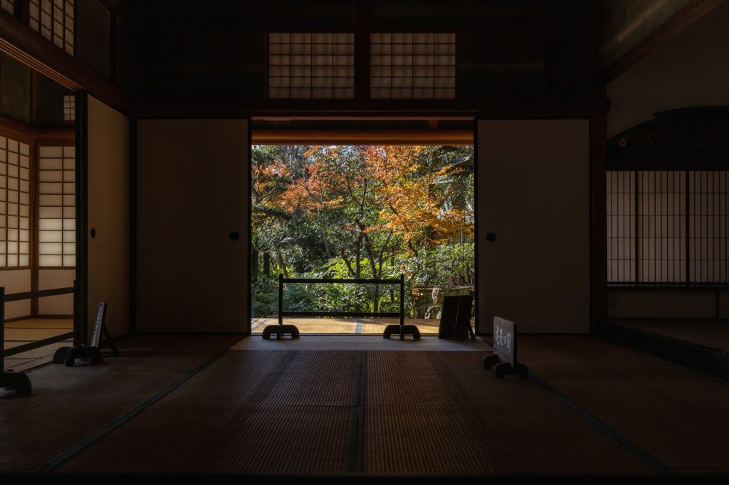 臥龍院