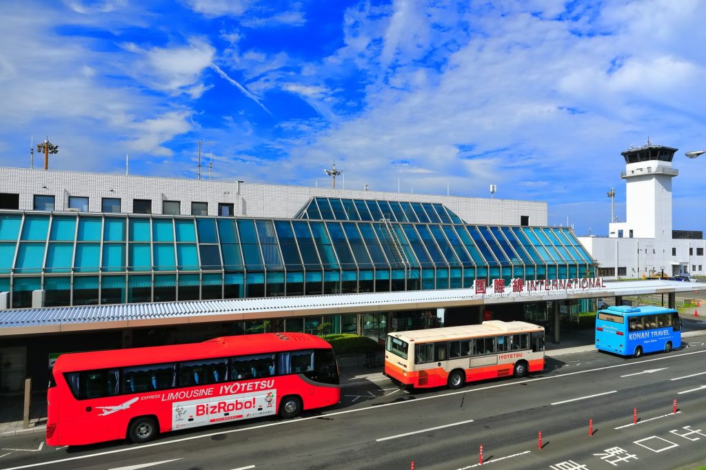 松山空港