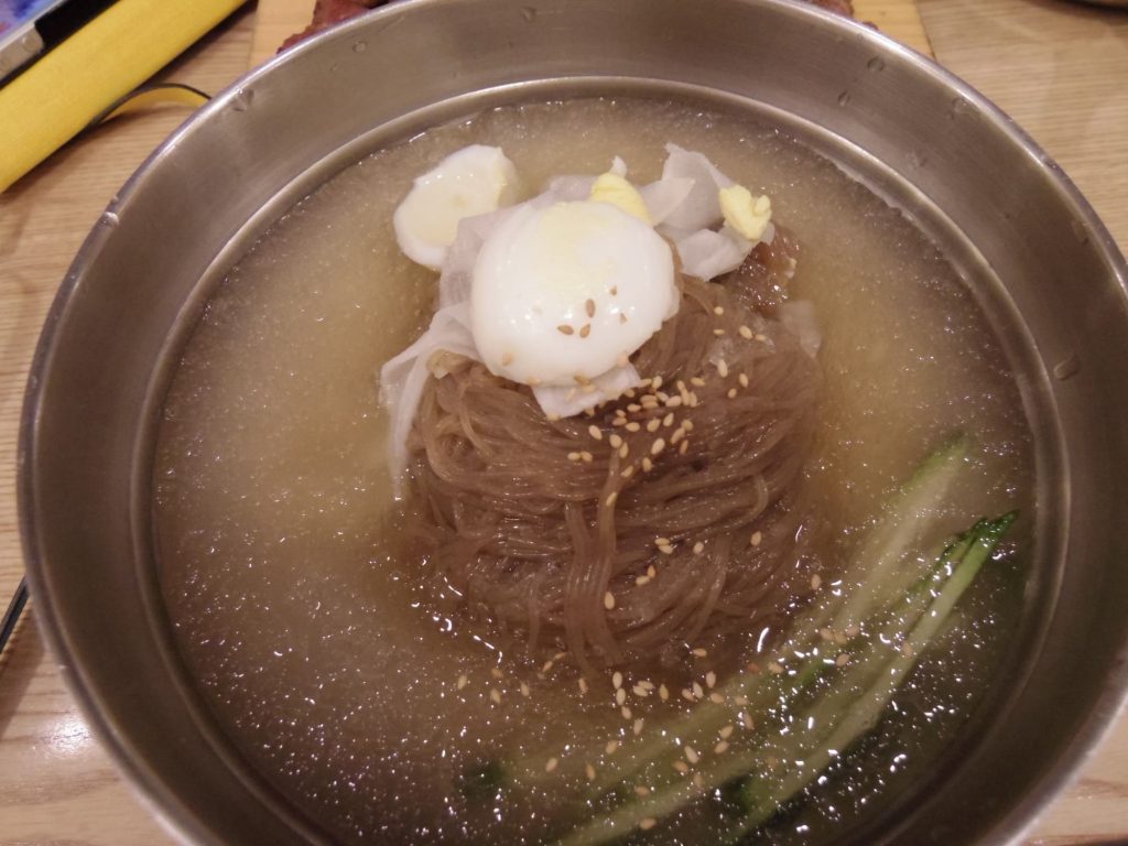 乙密台　冷麺