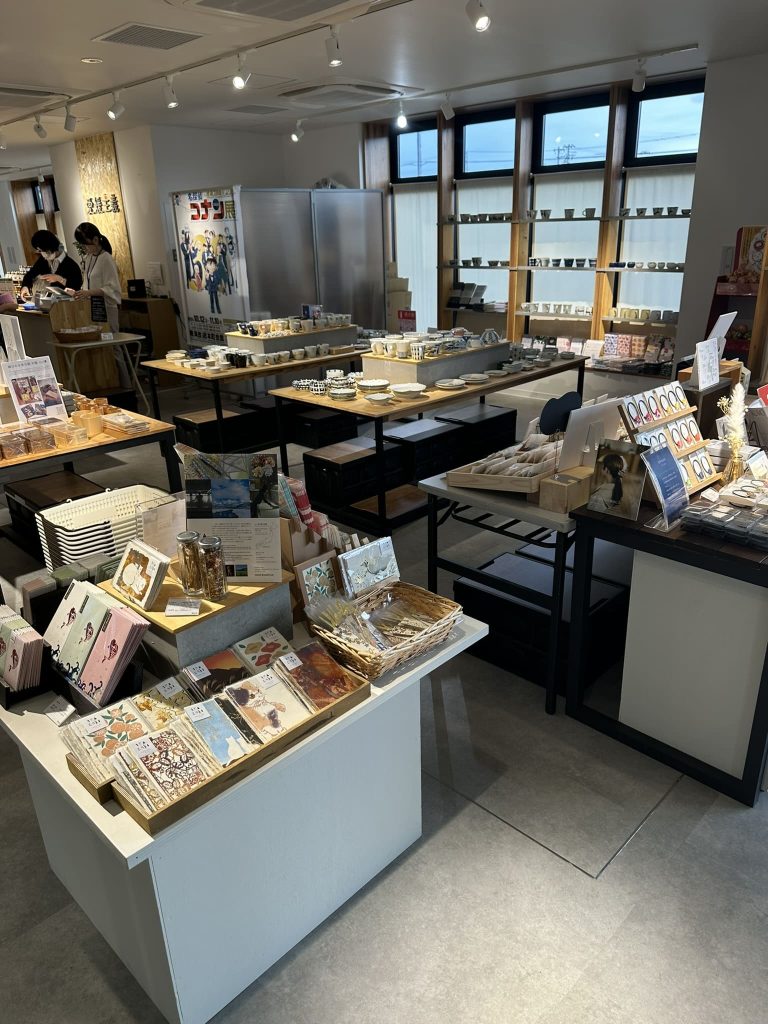 南海放送JR松山駅ショップ