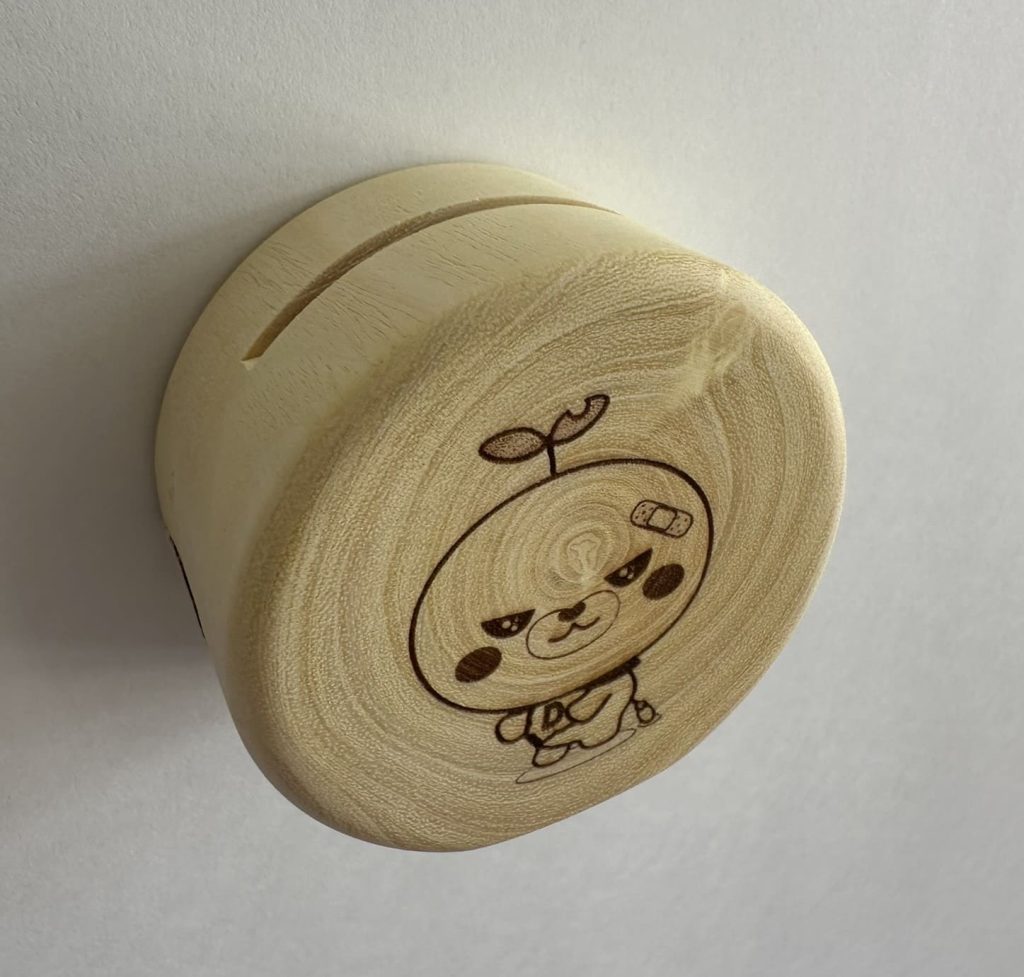 木製丸形こダークみきゃんのみきゃんマグネット2