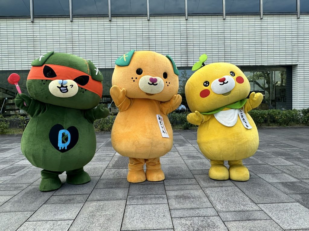 みきゃん、こみきゃん、ダークみきゃん