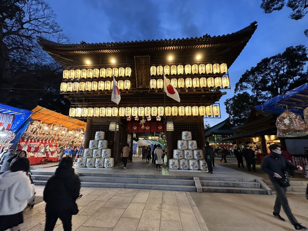 伊豫豆比古命神社の椿祭り夜2