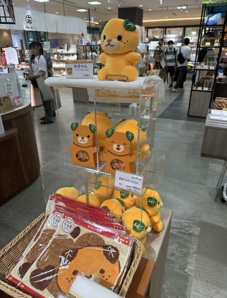 松山三越のみきゃんグッズ売り場2