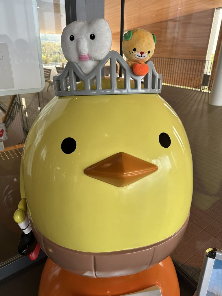 バリィさんとウイットくんみきゃん