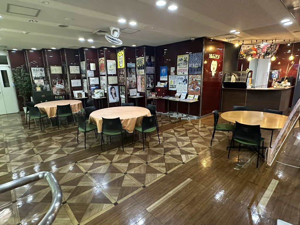 南海放送えぬよんスタンド4