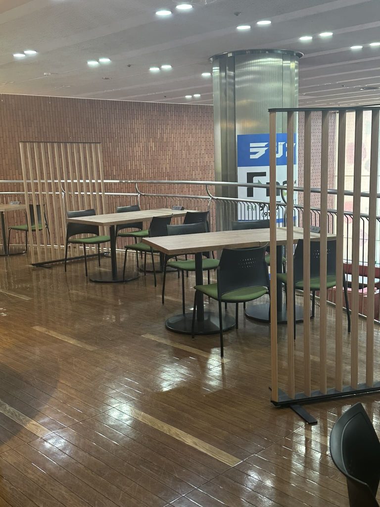 南海放送えぬよんスタンド5