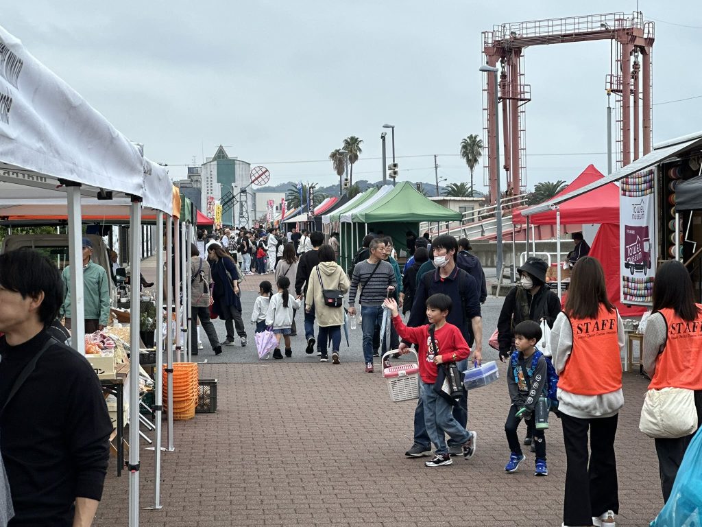 せとうちみなとマルシェ 写真愛媛県今治市
