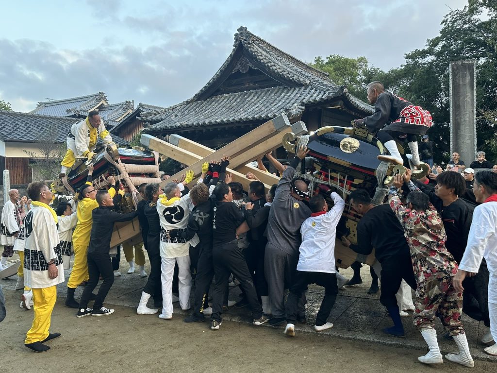 松前秋祭り　神事と鉢合わせ（宮出）　玉生八幡大神社