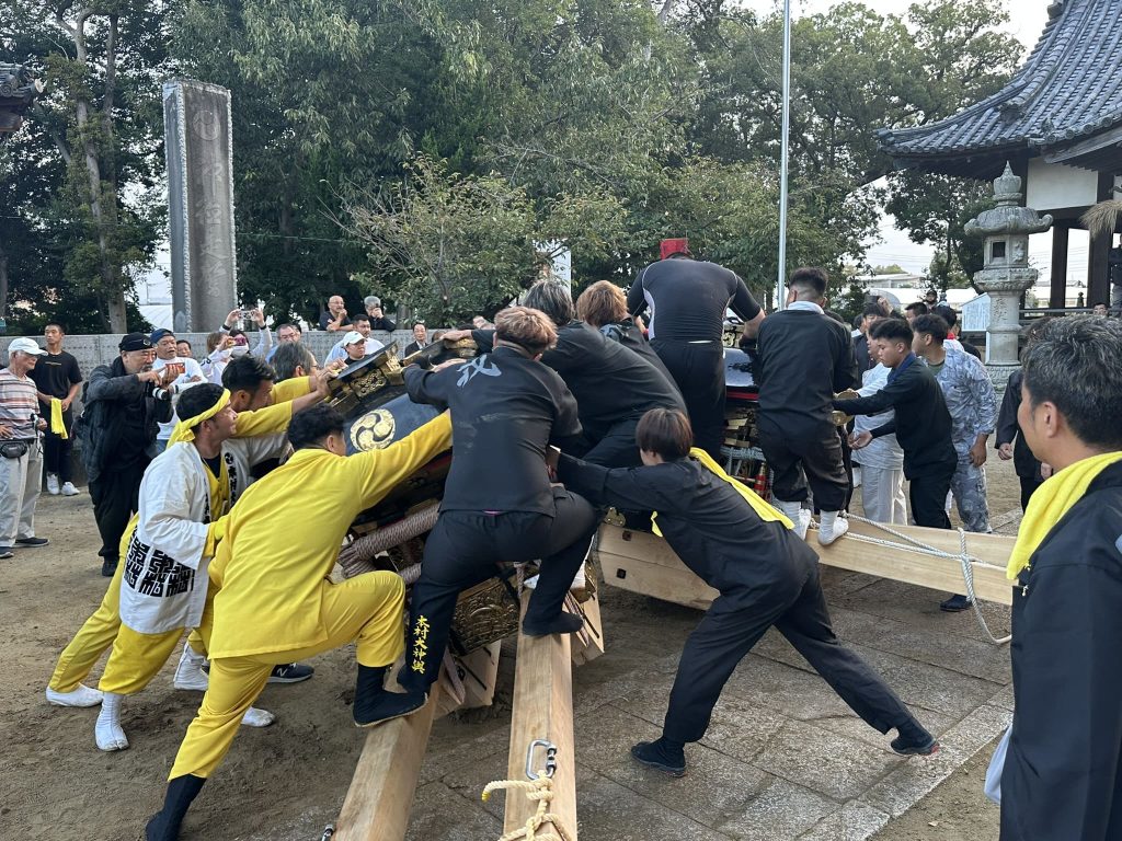 松前秋祭り　神事と鉢合わせ（宮出）　玉生八幡大神社