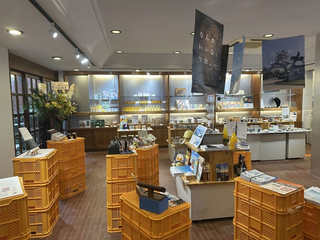 愛媛主義 at古泉道後店内風景