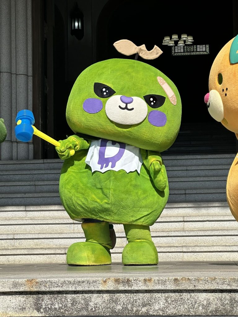 こダークみきゃん