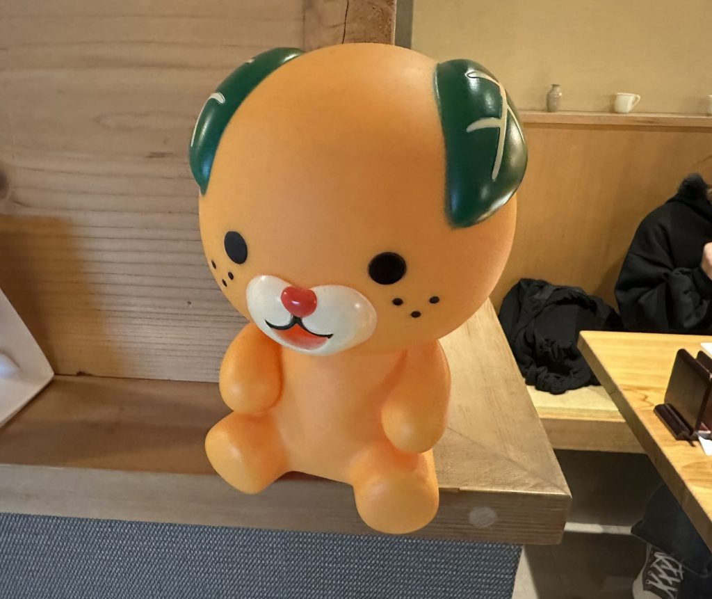 レジに珍しいプラスチックみきゃん