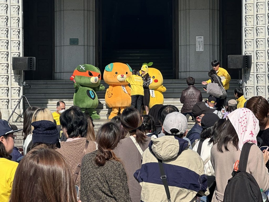 みきゃんお誕生日会 再度みきゃんの登場と写真撮影会