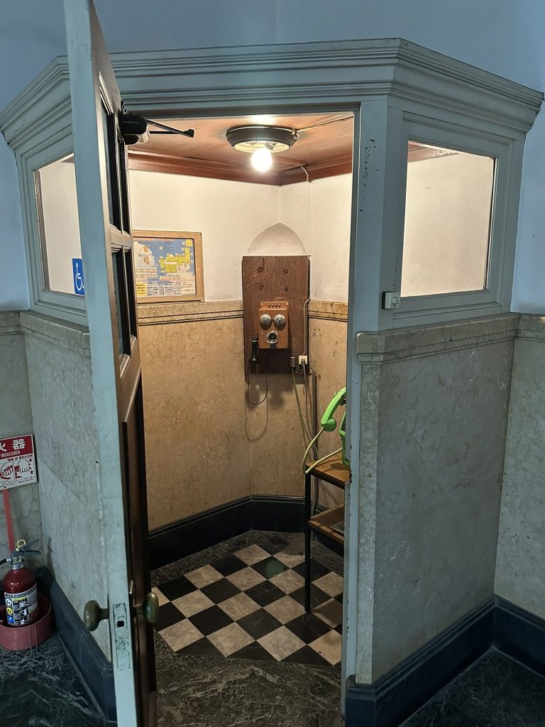 みきゃんお誕生日会 県庁本館のクイズラリー開催