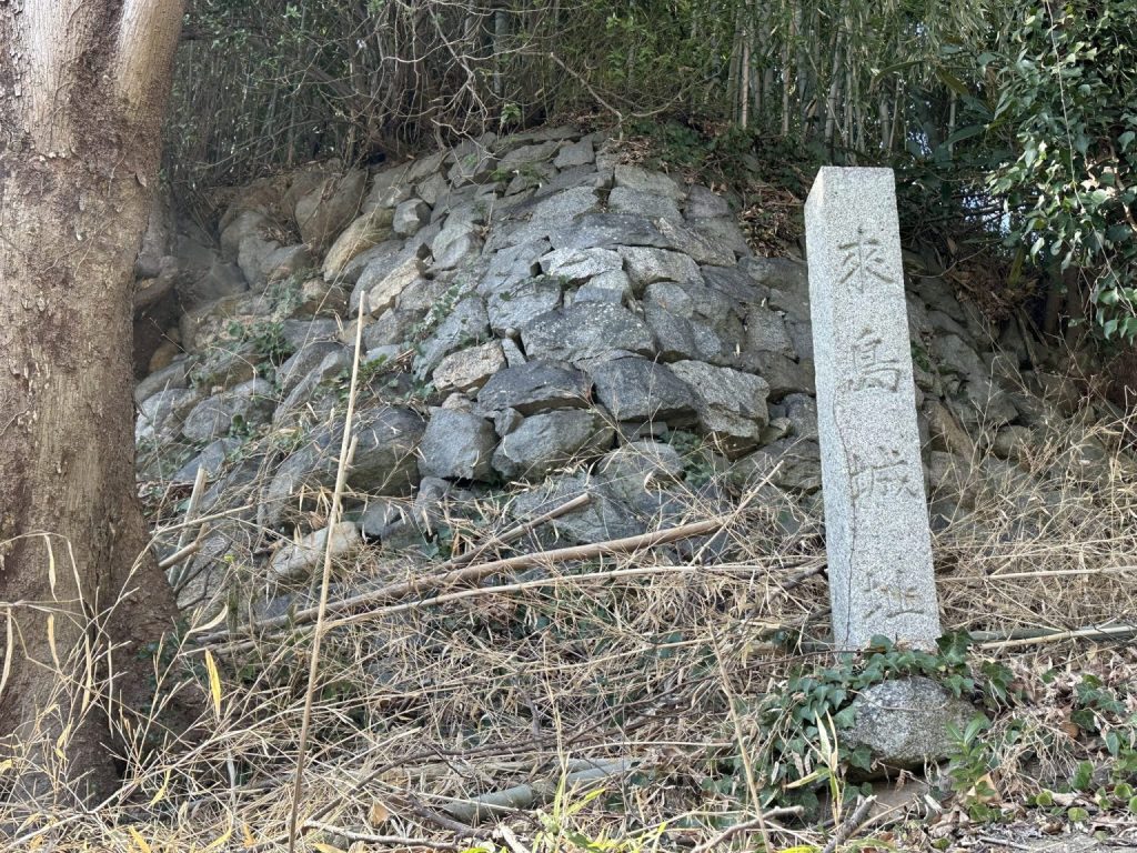 来島城を今でも想像させる石垣