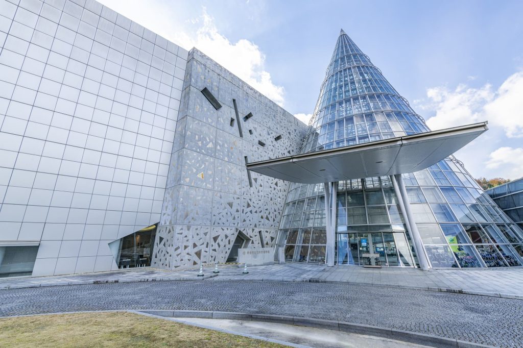 愛媛県総合科学博物館（愛媛県新居浜市）