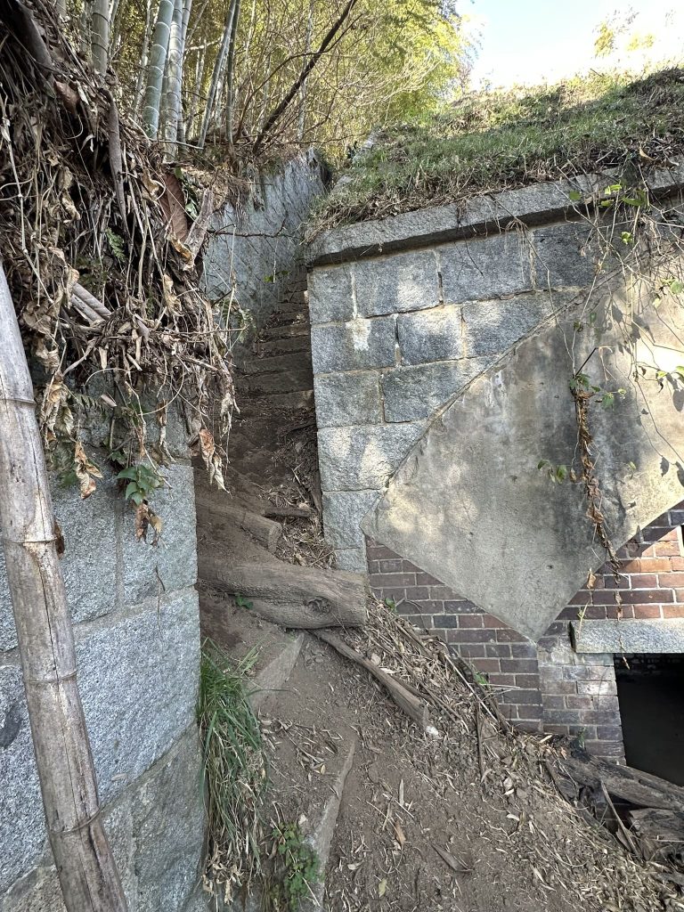 北部砲台への爆撃演習の後について(愛媛県今治市 小島の芸予要塞跡散策)