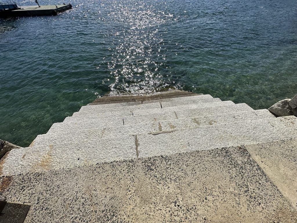 小島の海辺や遊歩道について(愛媛県今治市)