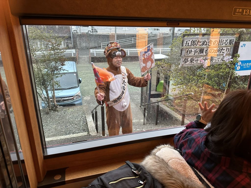 伊予灘ものがたりのおもてなし