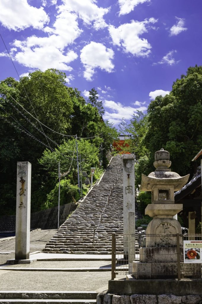 伊佐爾波神社