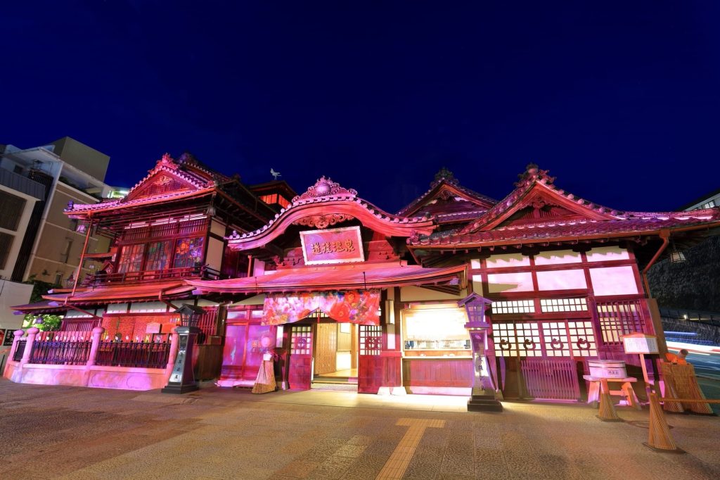 道後温泉本館のプロジェクションマッピング