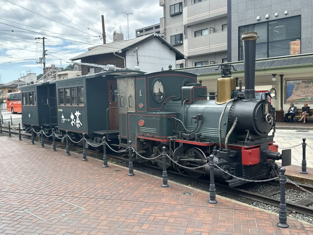 坊っちゃん列車