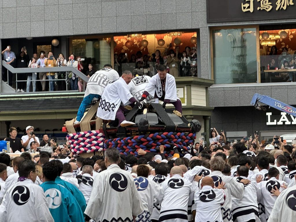 松山道後秋祭り鉢合わせ写真