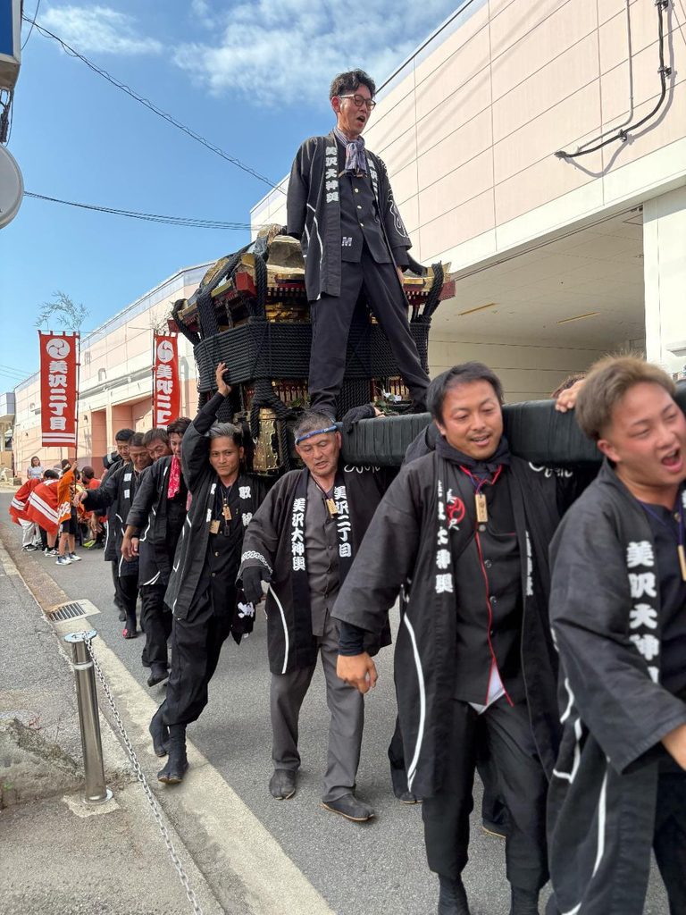 松山秋祭り　朝日八幡神社秋季大祭 鉢合わせ
