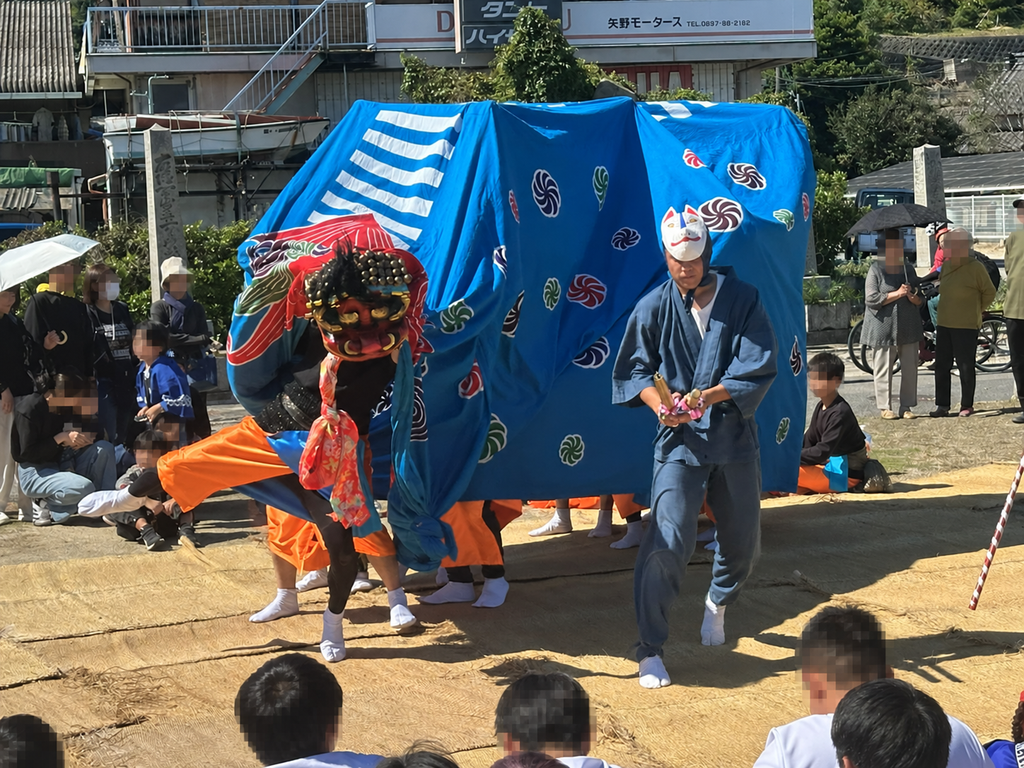 宮窪の秋祭り 祝詞場できつね踊りと獅子舞