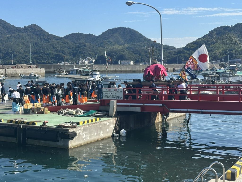 宮窪の秋祭り 御船旅(海上渡御)