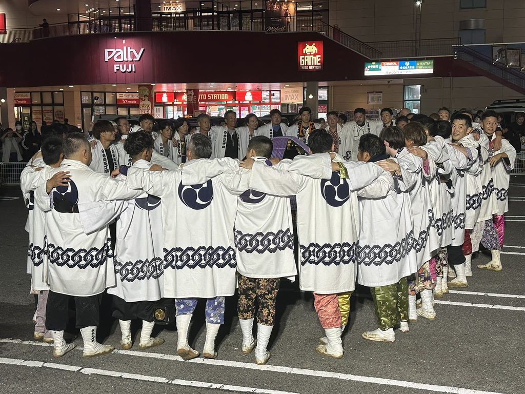 松山秋祭り 金刀比羅宮衣山秋祭り 鉢合わせ(パルティフジ衣山)