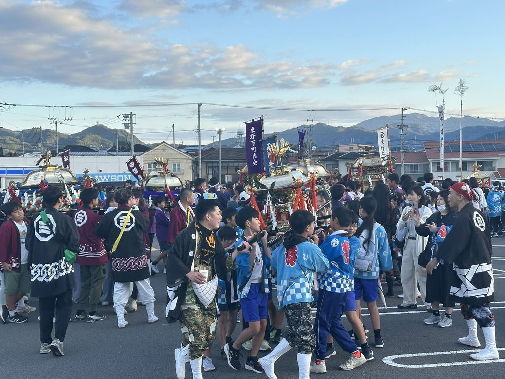 桑原八幡神社例大祭 神輿寄せ