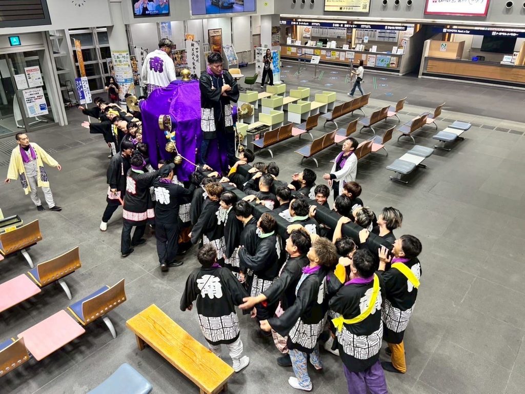 松山秋祭り 高浜大神輿鉢合わせ